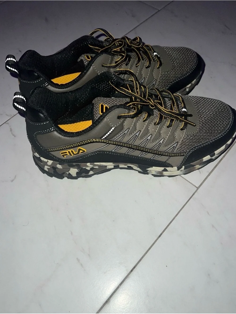 Fila evergrand tr size 9